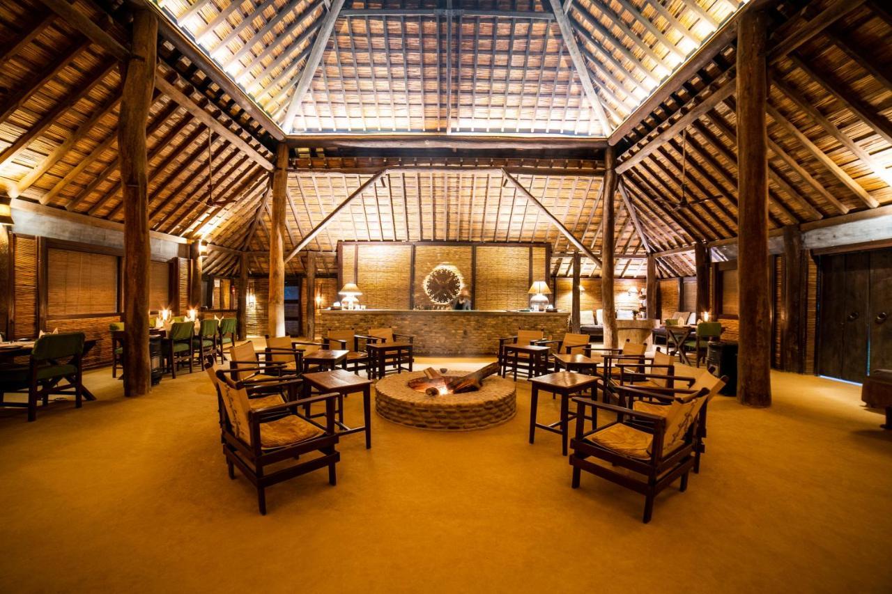 Tiger Tops Karnali Lodge Bardiya Exterior foto